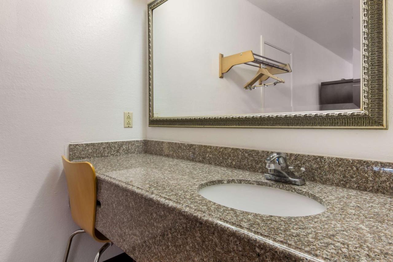 Motel 6-Atlanta, Tx Εξωτερικό φωτογραφία