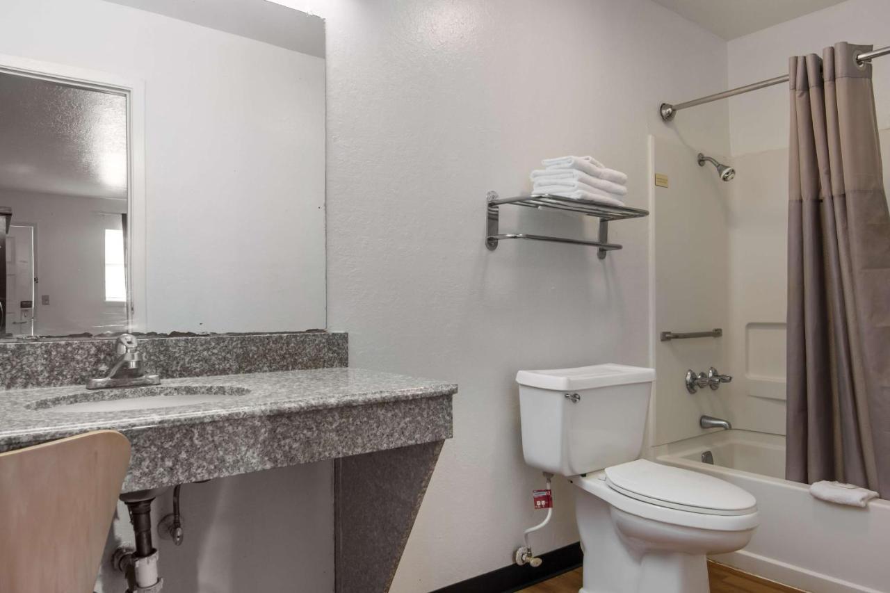 Motel 6-Atlanta, Tx Εξωτερικό φωτογραφία