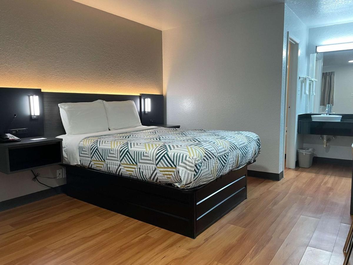 Motel 6-Atlanta, Tx Εξωτερικό φωτογραφία